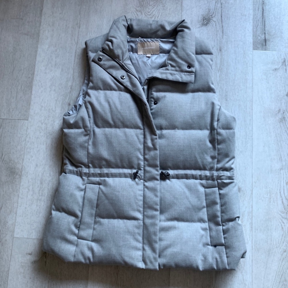 Banana Republic Puffer Vest Down blend Gray size‎ L women's tie waist outdoor
